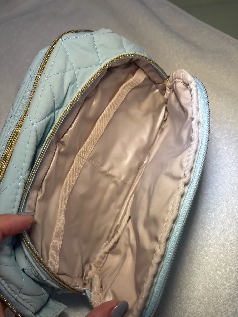 BAGSMART Quilted Pastel Blue Women's Cosmetic Pouch with Gold Accents